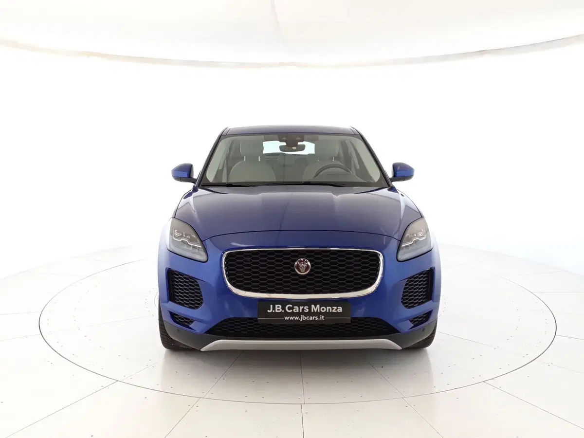 Jaguar E-Pace usata a Monza e Brianza (8)