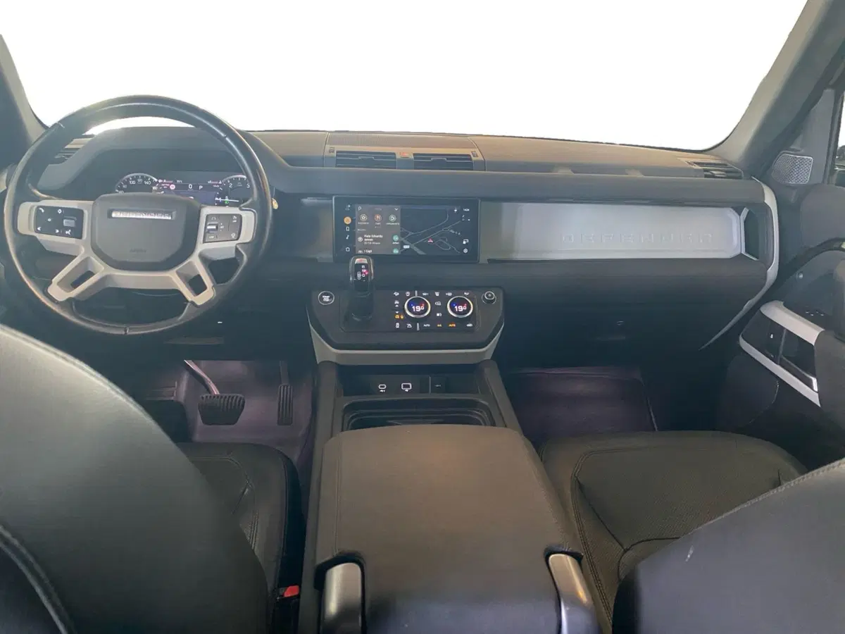 Land Rover Defender usata a Firenze (4)