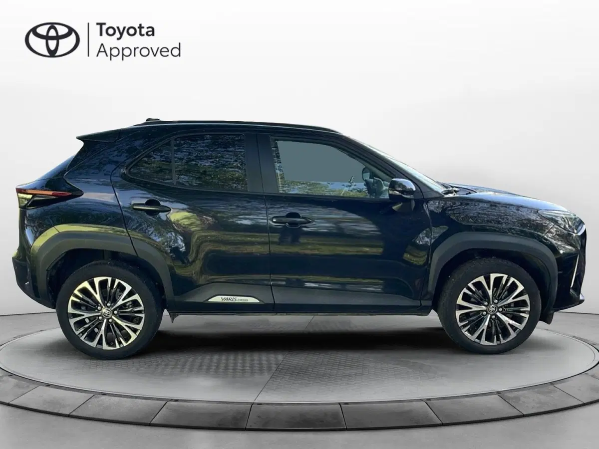 Toyota Yaris Cross usata a Roma (6)
