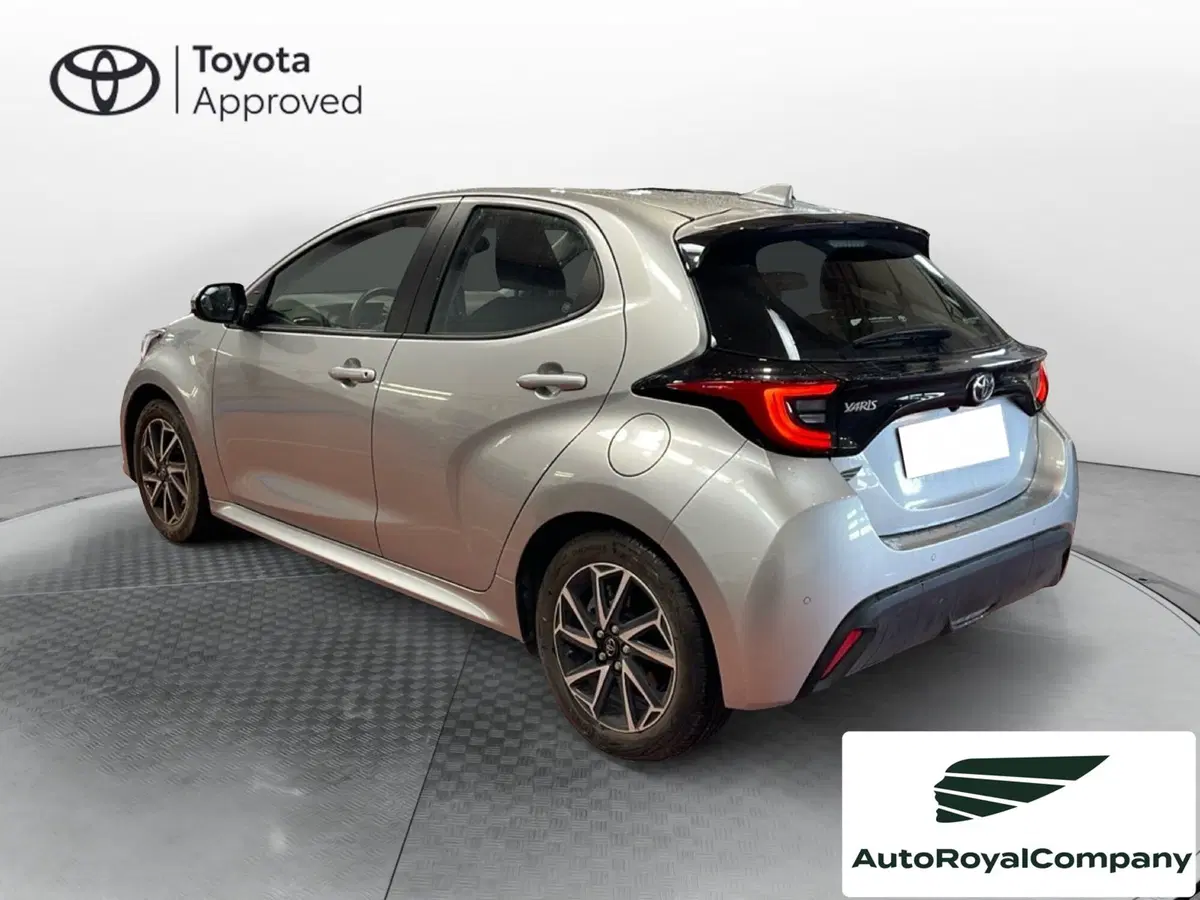 Toyota Yaris usata a Roma (5)
