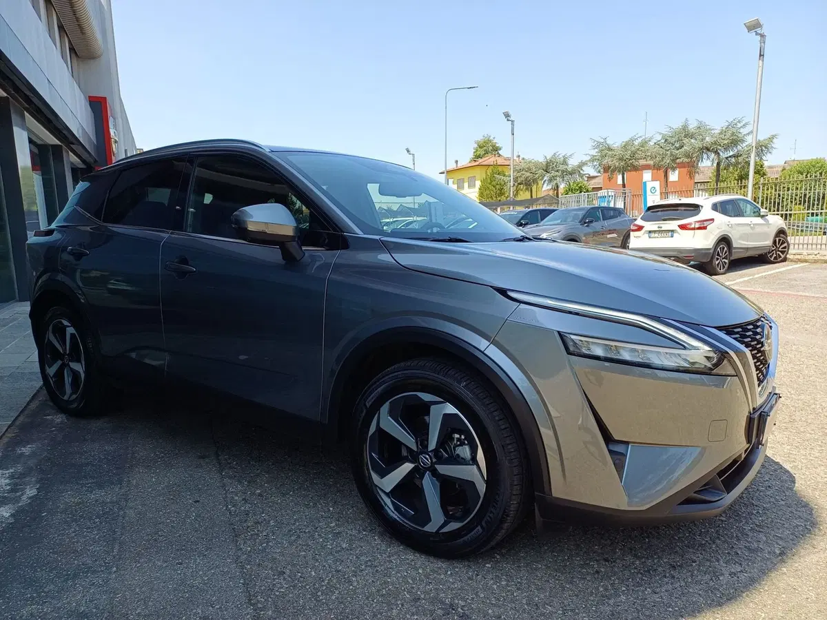 Nissan Qashqai usata a Modena (6)