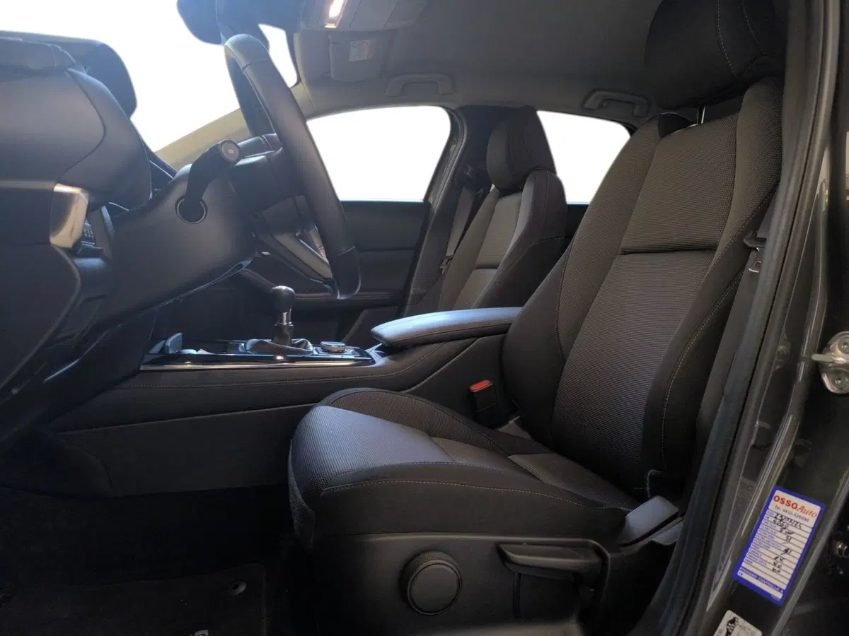 Mazda CX-30 usata a Udine (8)