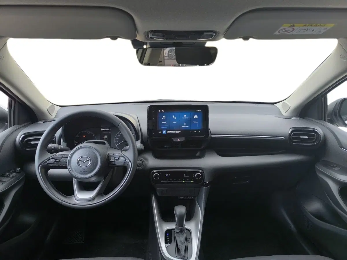 Mazda Mazda2 Hybrid nuova a Udine (11)