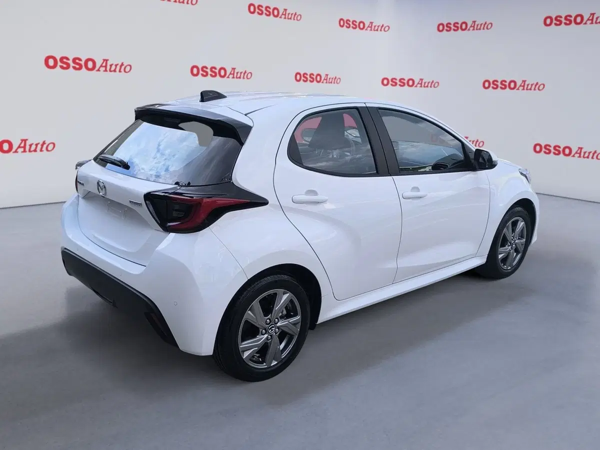 Mazda Mazda2 Hybrid nuova a Udine (6)