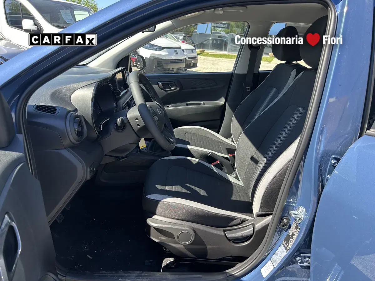 Hyundai i10 nuova a Latina (14)