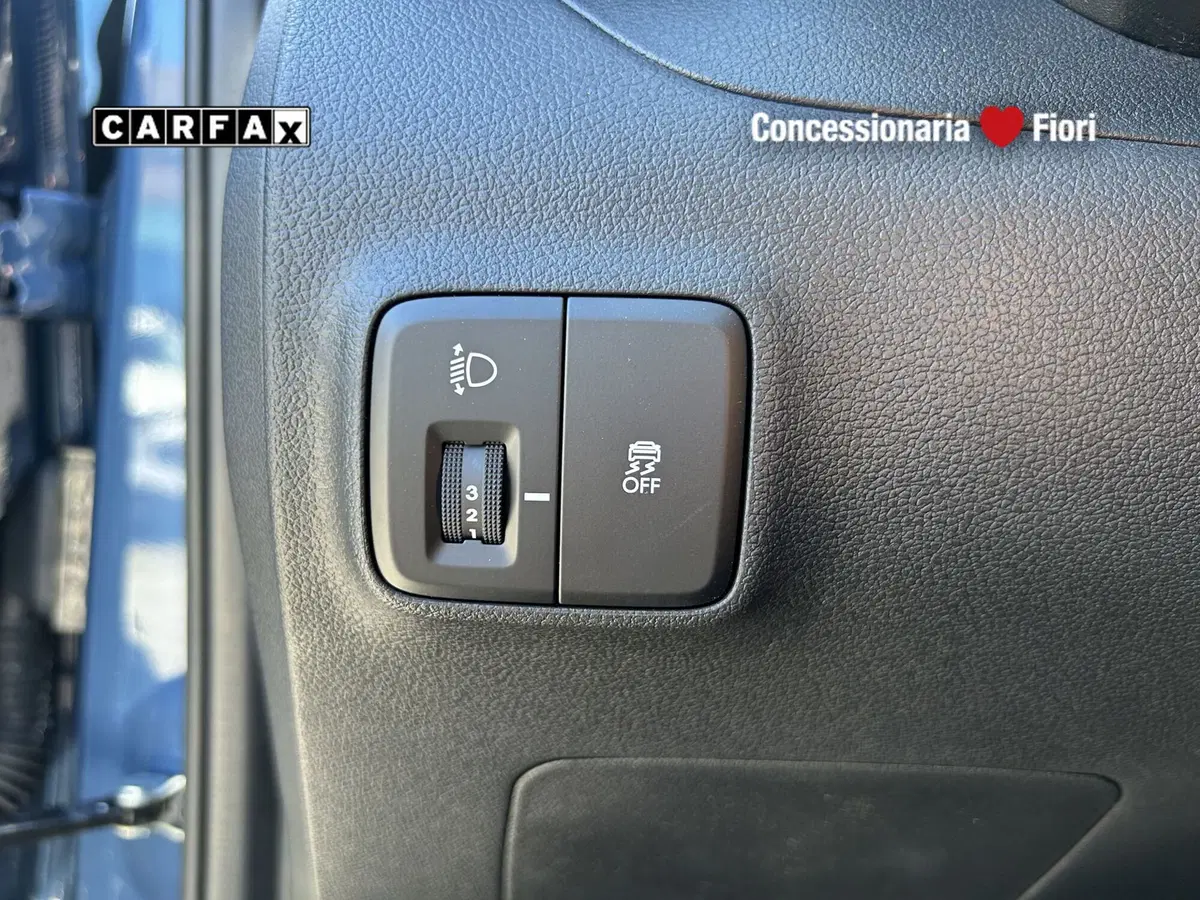 Hyundai i10 nuova a Latina (15)