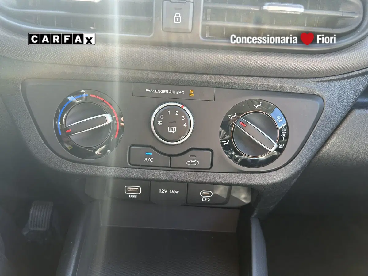 Hyundai i10 nuova a Latina (19)