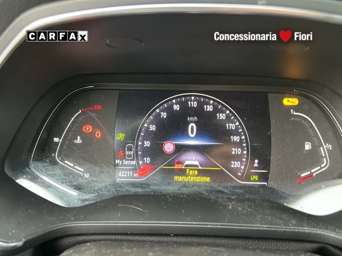 Renault Captur usata a Roma (16)