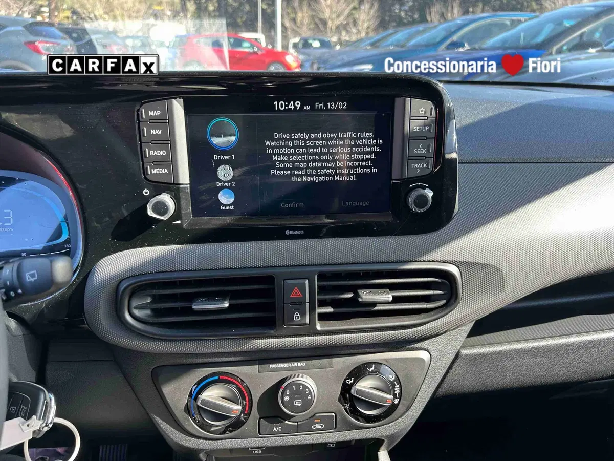 Hyundai i10 nuova a Roma (4)