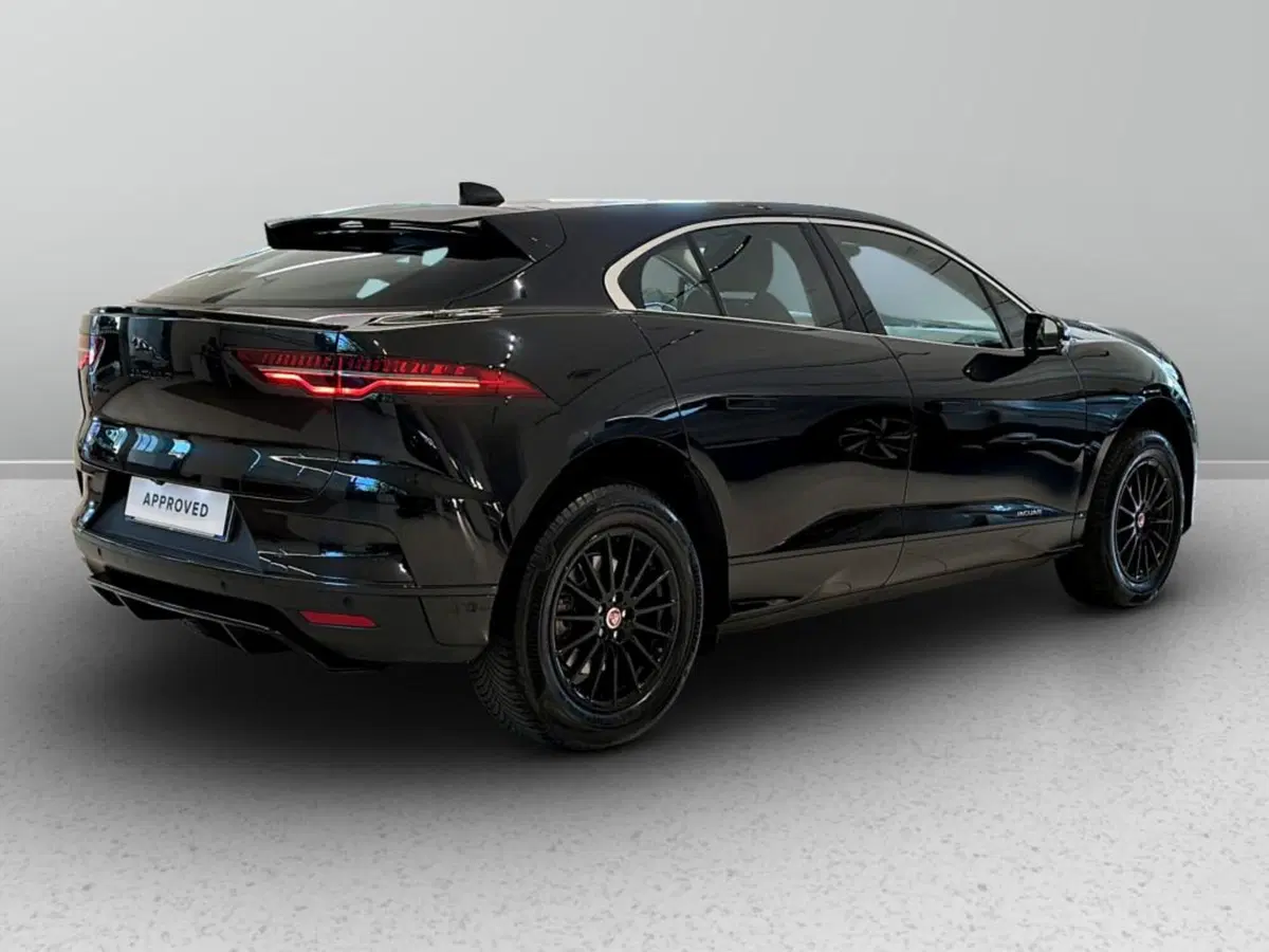 Jaguar I-Pace usata a Varese (2)