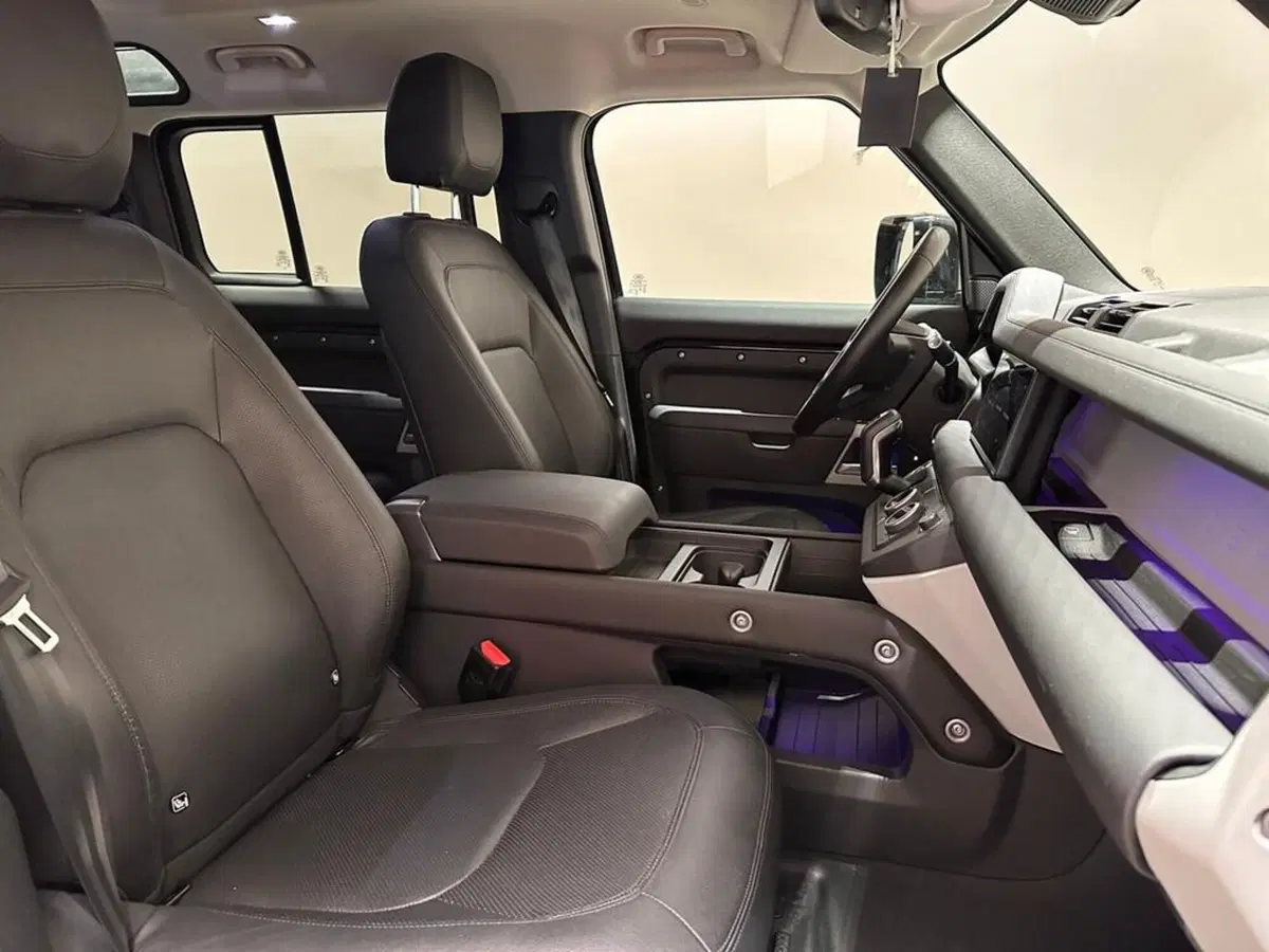 Land Rover Defender usata a Varese (3)