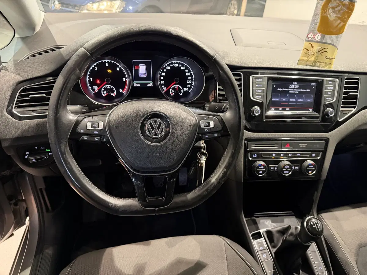 Volkswagen Golf usata a Genova (11)