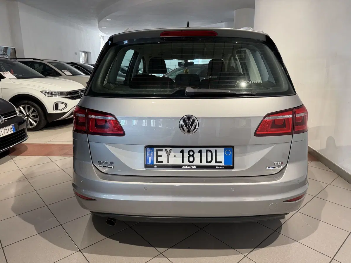 Volkswagen Golf usata a Genova (4)