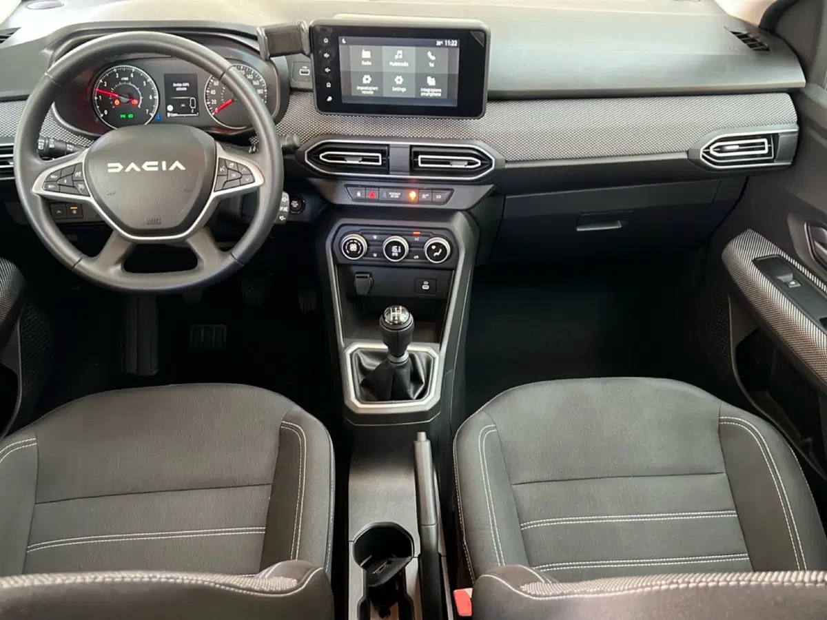 Dacia Sandero Streetway usata a Roma (11)