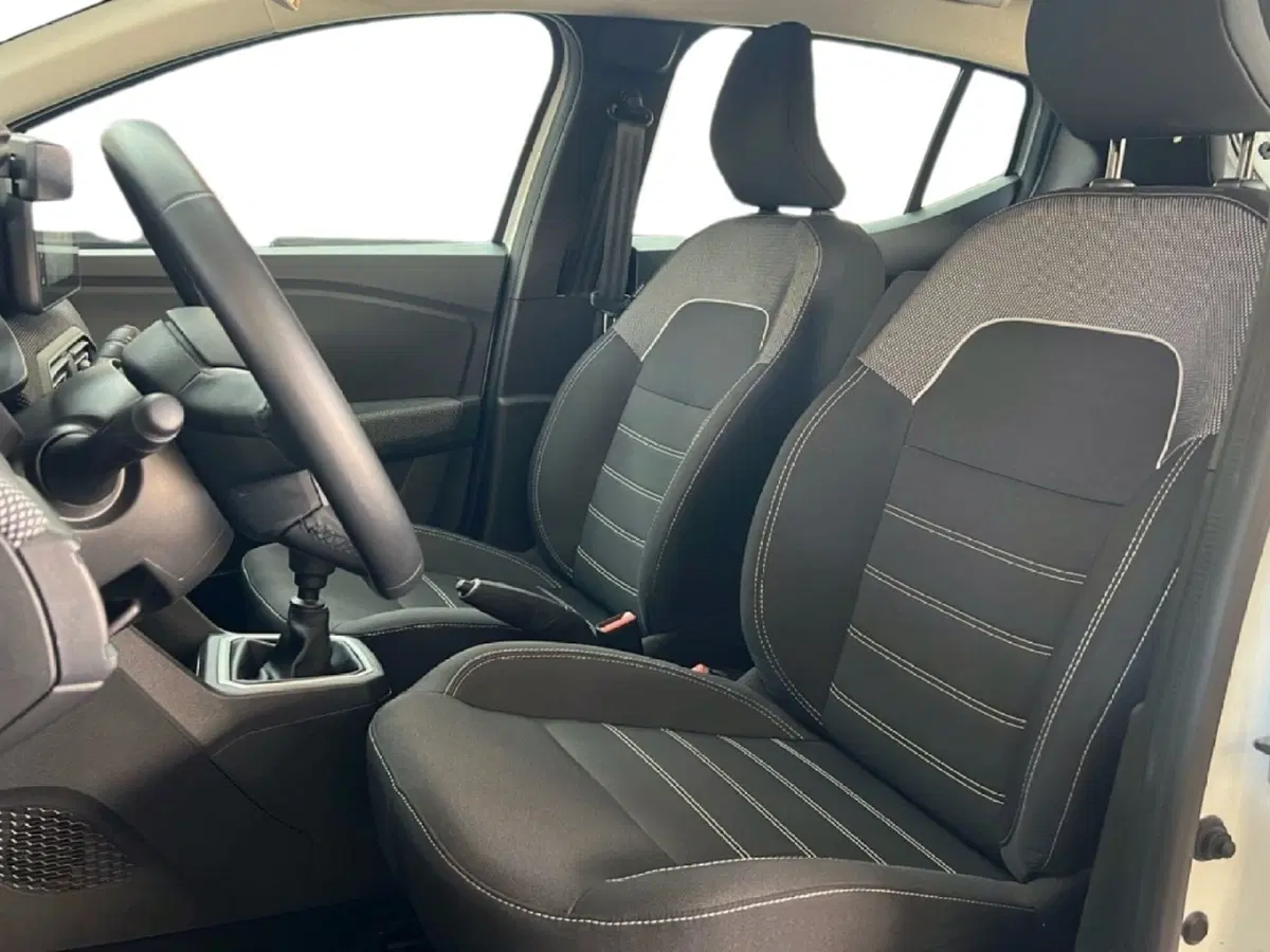 Dacia Sandero Streetway usata a Roma (12)