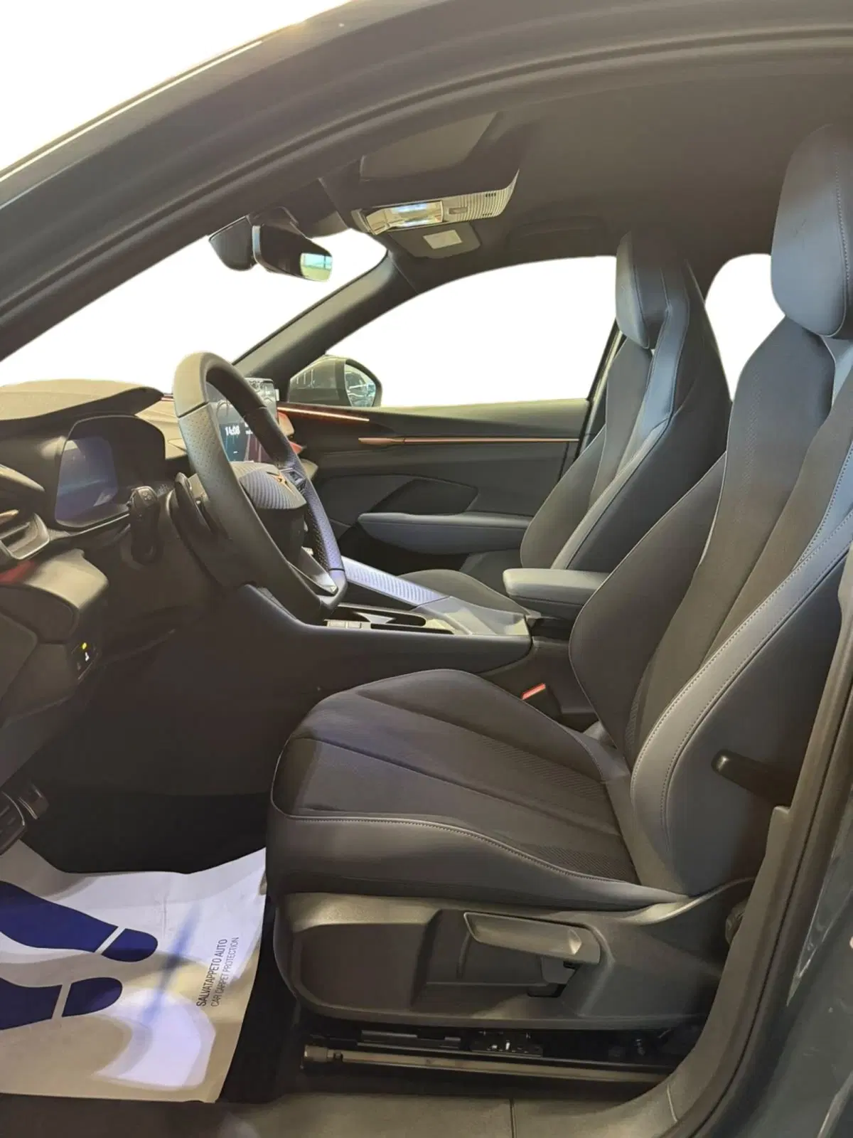 Cupra Terramar nuova a Lecco (5)