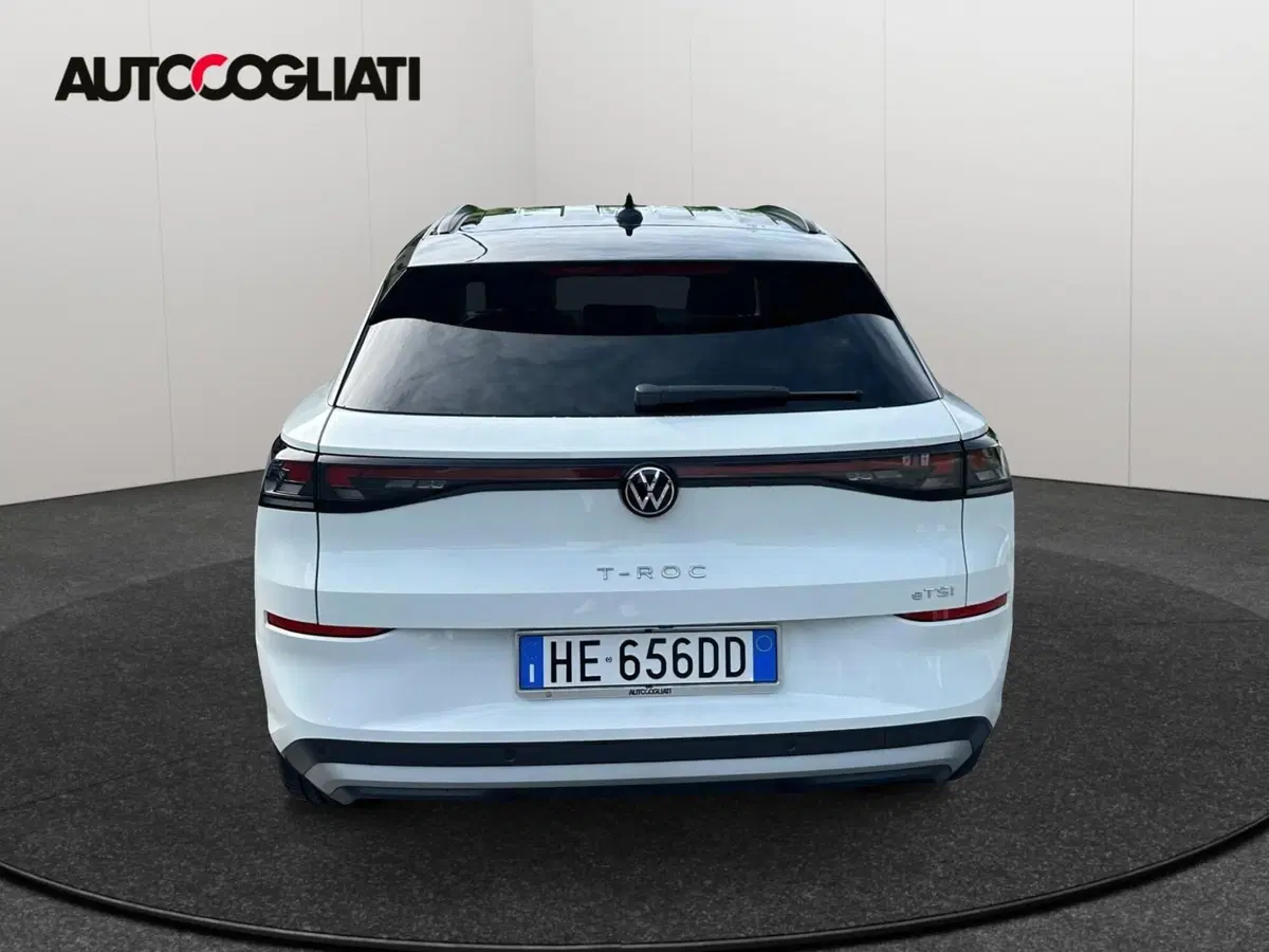 Volkswagen T-Roc nuova a Lecco (4)