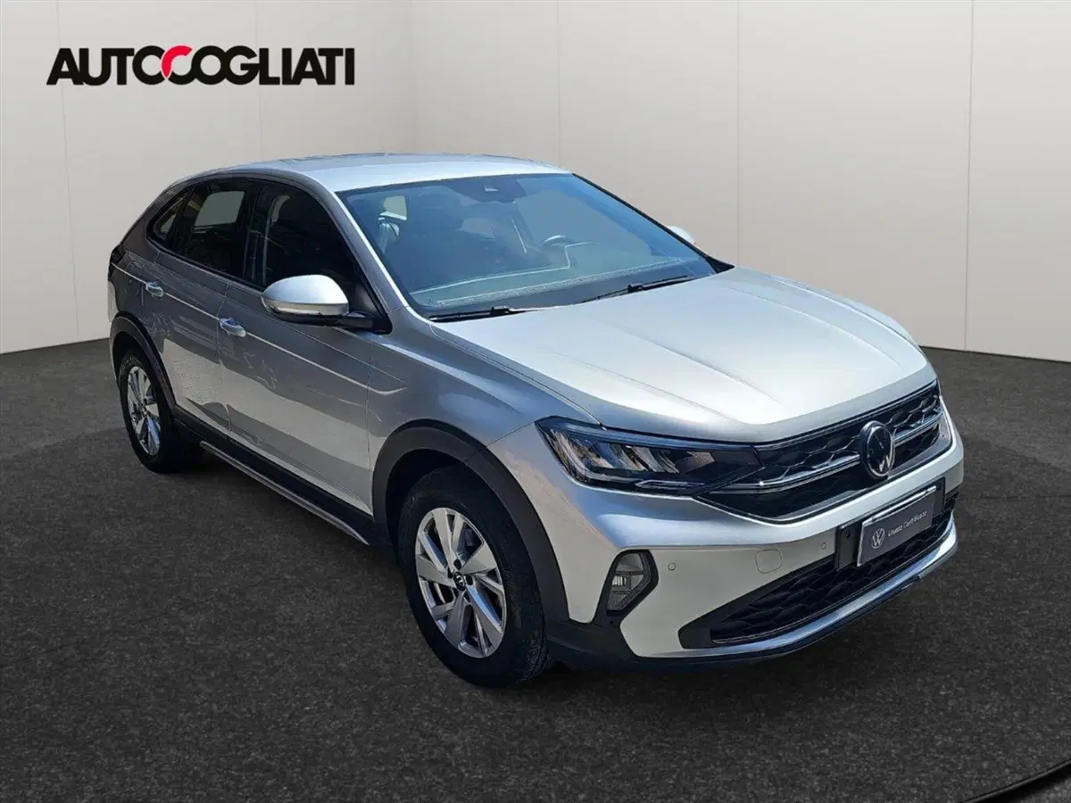 Volkswagen Taigo usata a Lecco (3)