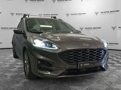 Ford Kuga 1.5 EcoBlue 120 CV 2WD ST-Line del 2022 usata a Varese