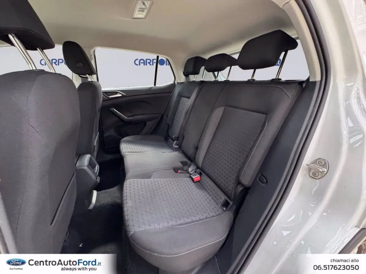Volkswagen T-Cross usata a Roma (13)