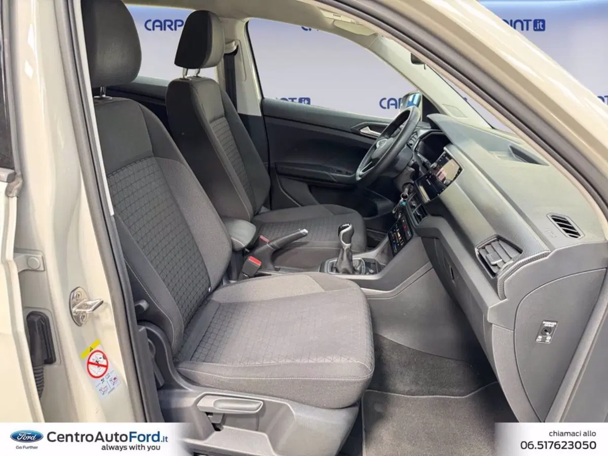 Volkswagen T-Cross usata a Roma (15)