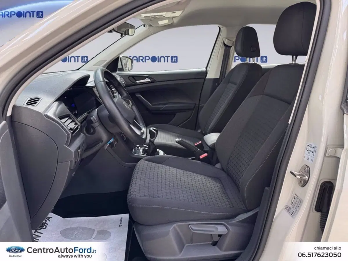 Volkswagen T-Cross usata a Roma (9)