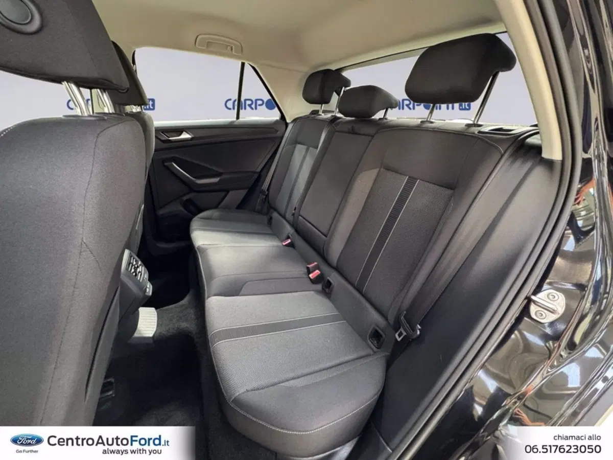 Volkswagen T-Roc usata a Roma (13)