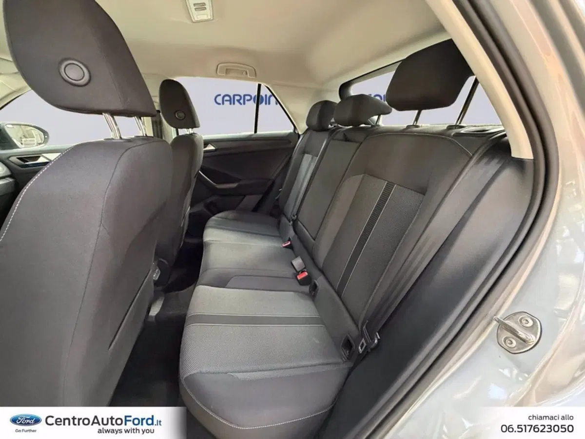 Volkswagen T-Roc usata a Roma (13)
