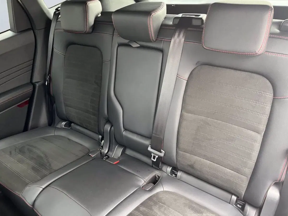 Ford Kuga usata a Milano (12)