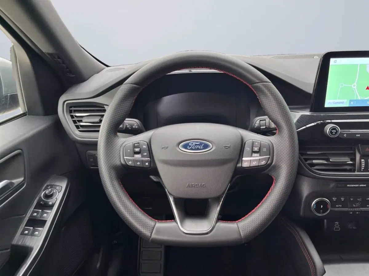 Ford Kuga usata a Milano (13)