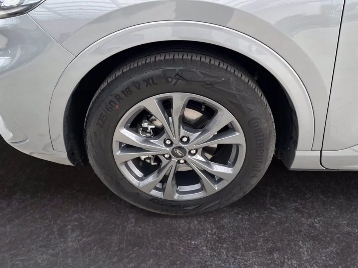 Ford Kuga usata a Milano (9)