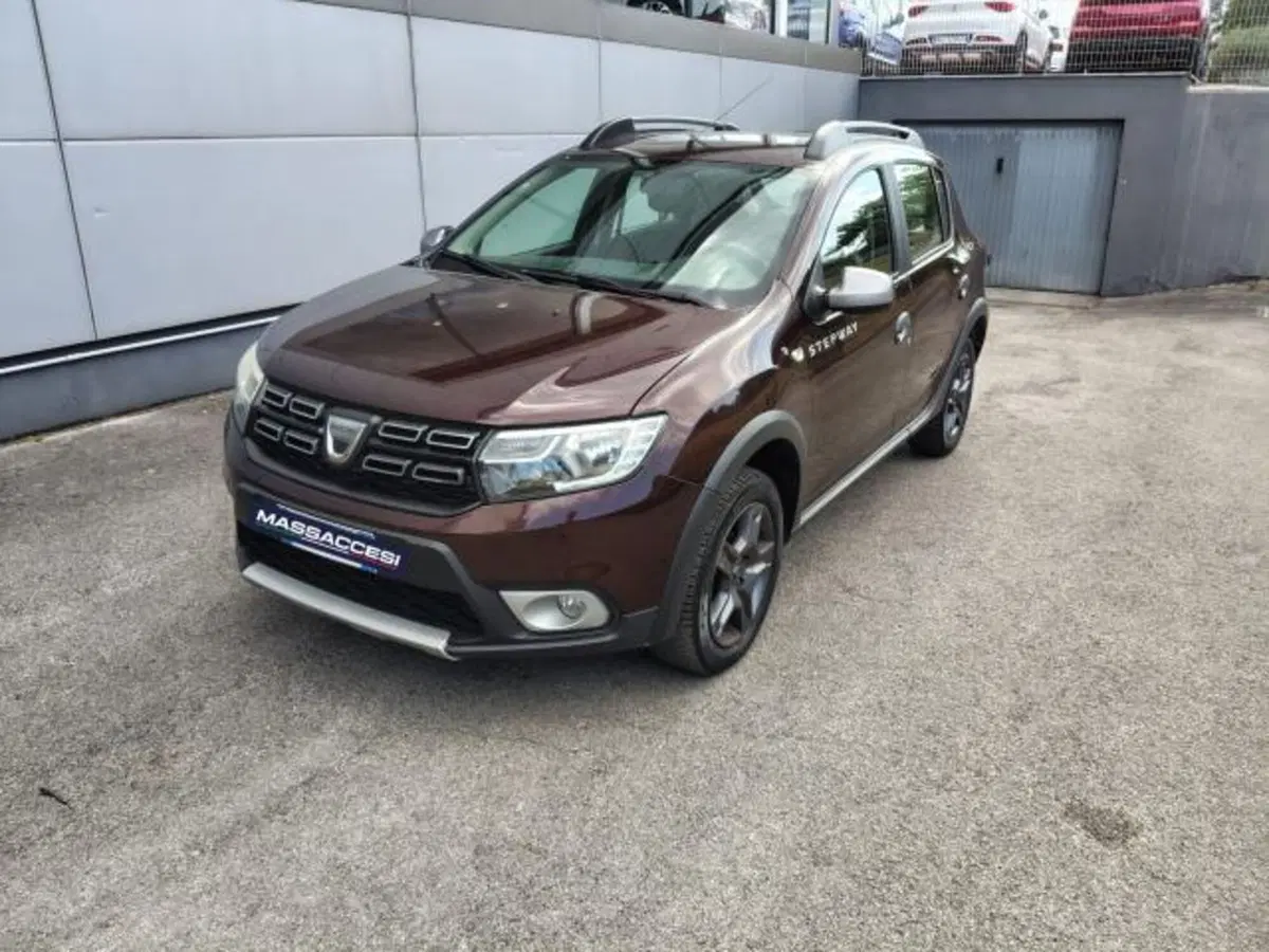 Dacia Sandero usata a Ancona