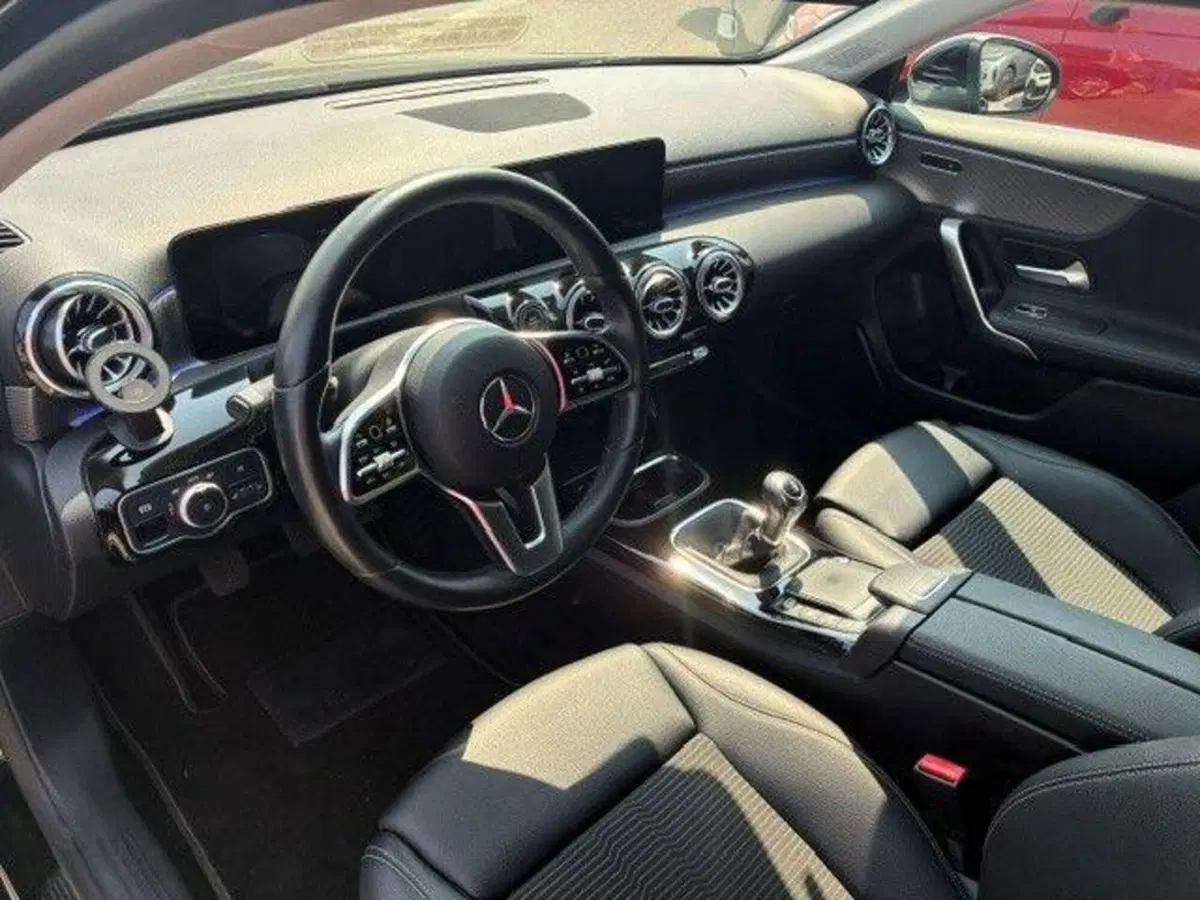 Mercedes-Benz Classe A usata a Milano (10)