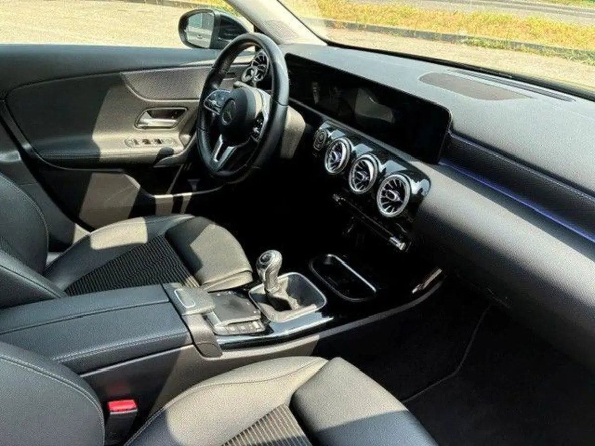 Mercedes-Benz Classe A usata a Milano (9)