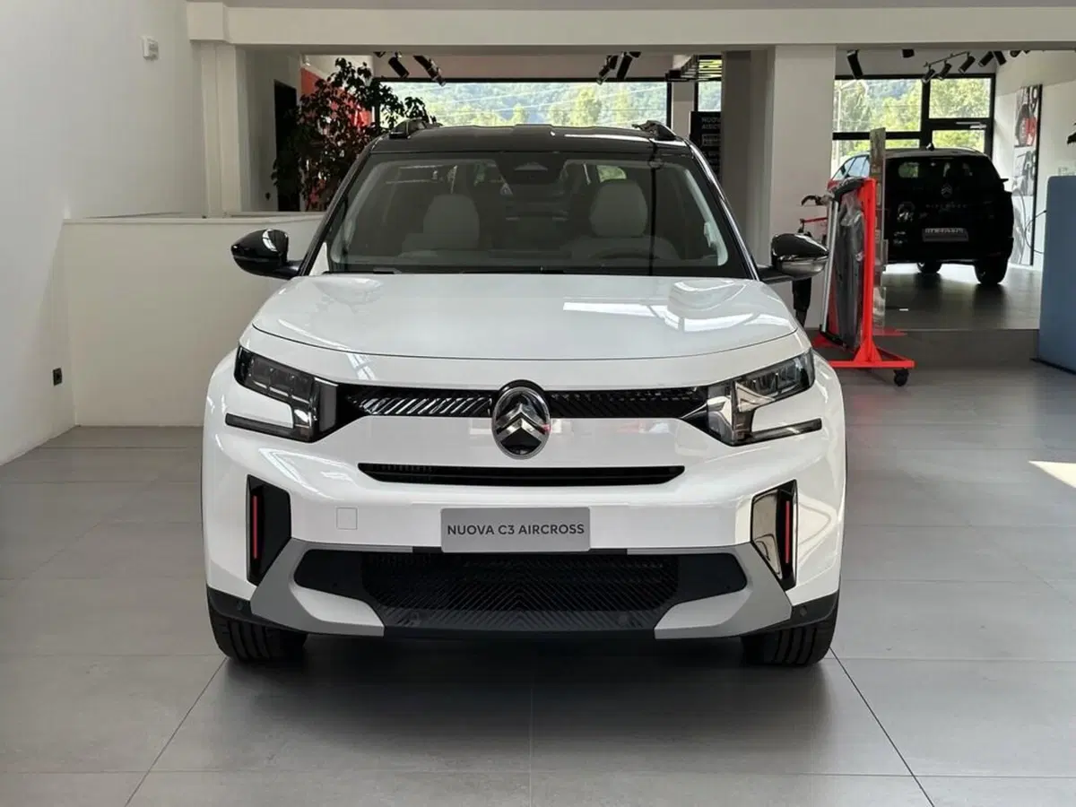 Citroen C3 Aircross nuova a Sondrio (8)