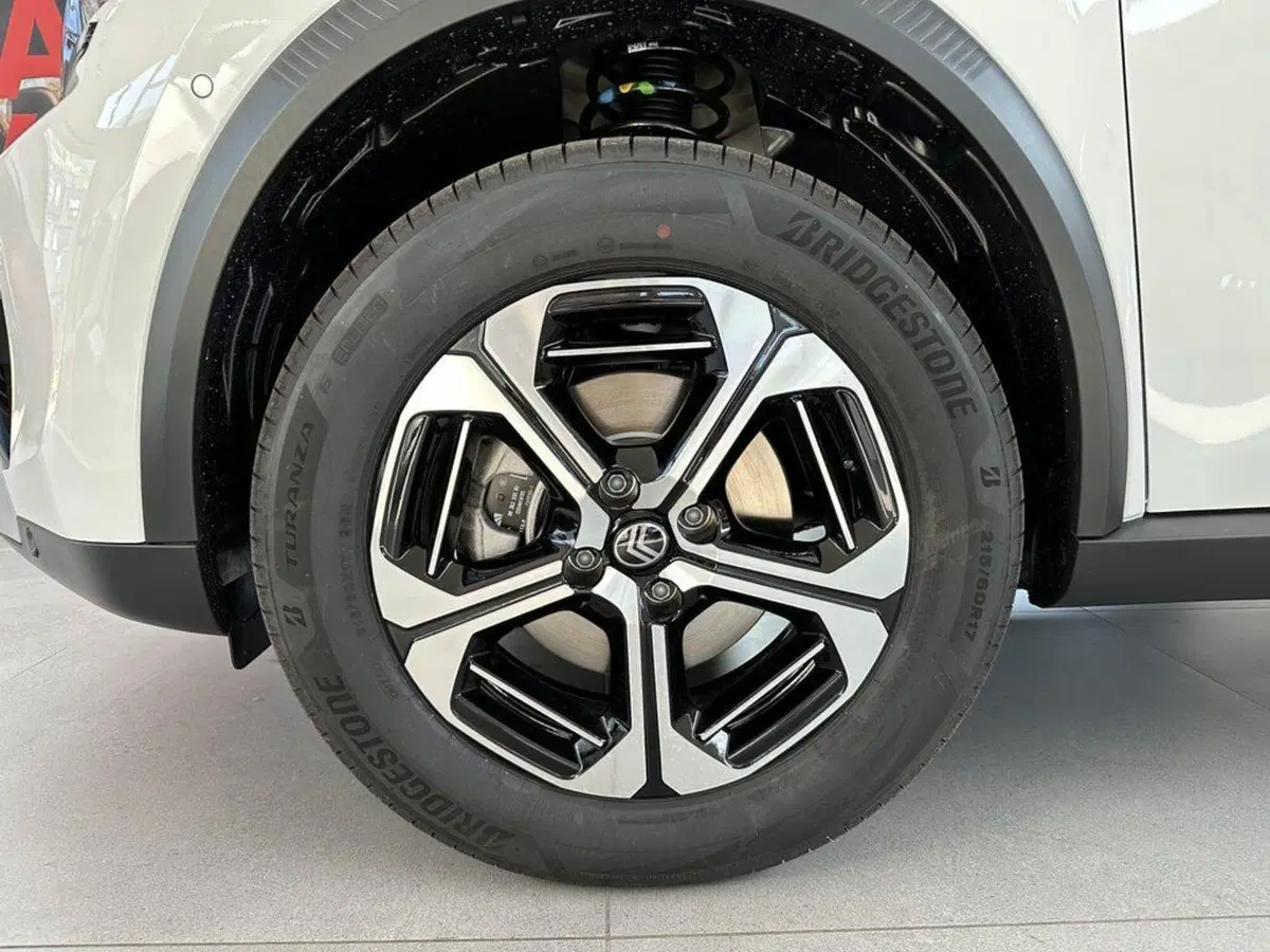 Citroen C3 Aircross nuova a Sondrio (9)