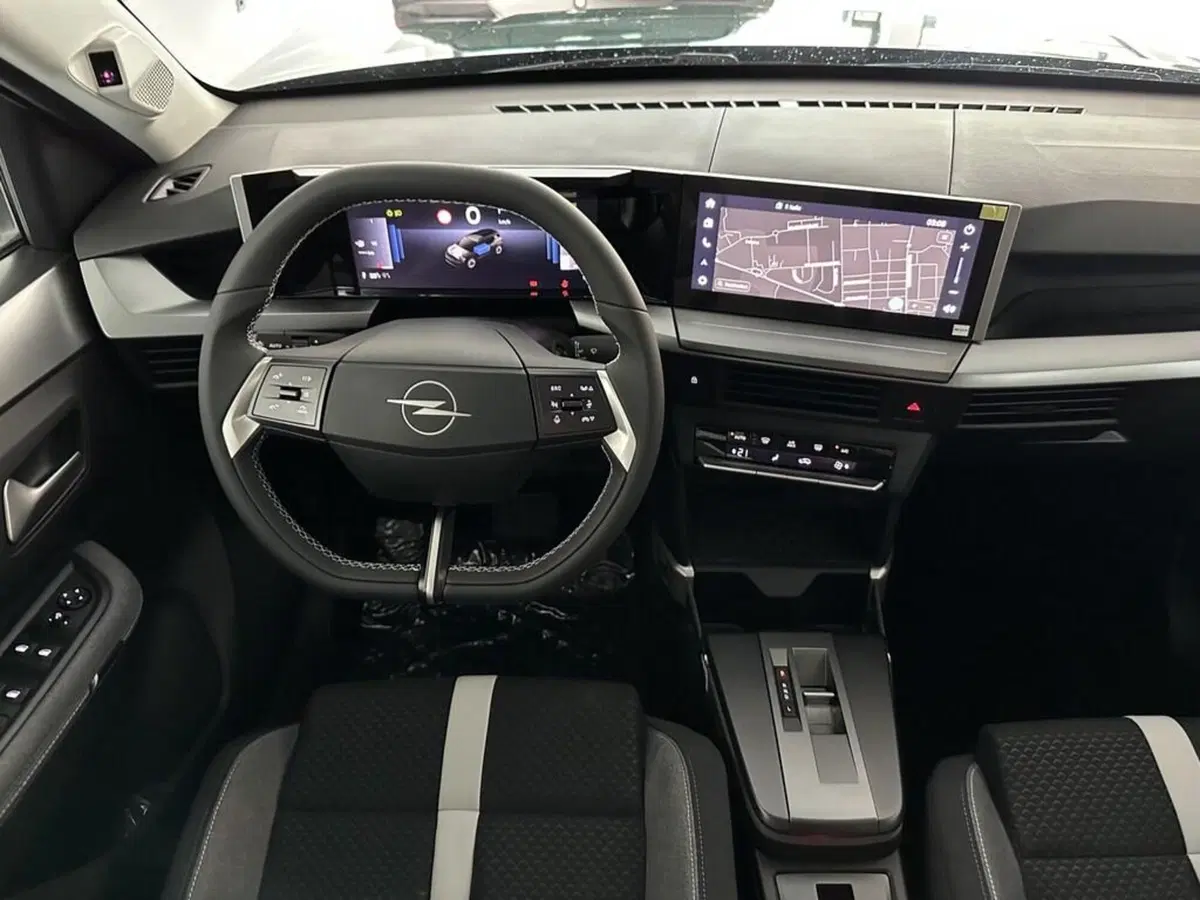 Opel Frontera nuova a Sondrio (13)
