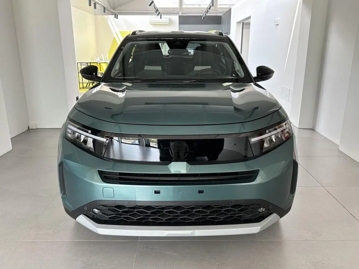 Opel Frontera nuova a Sondrio (8)
