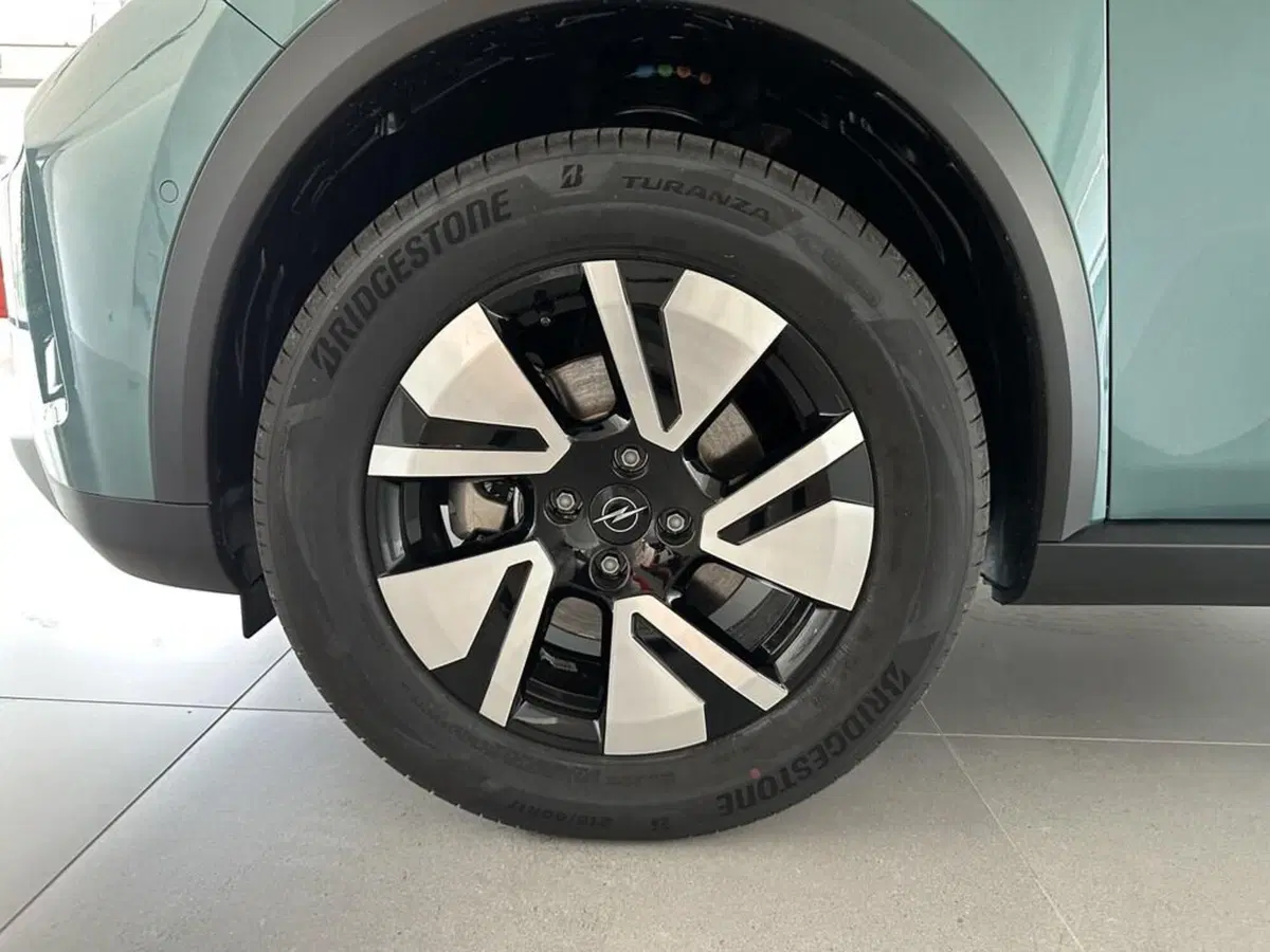 Opel Frontera nuova a Sondrio (9)