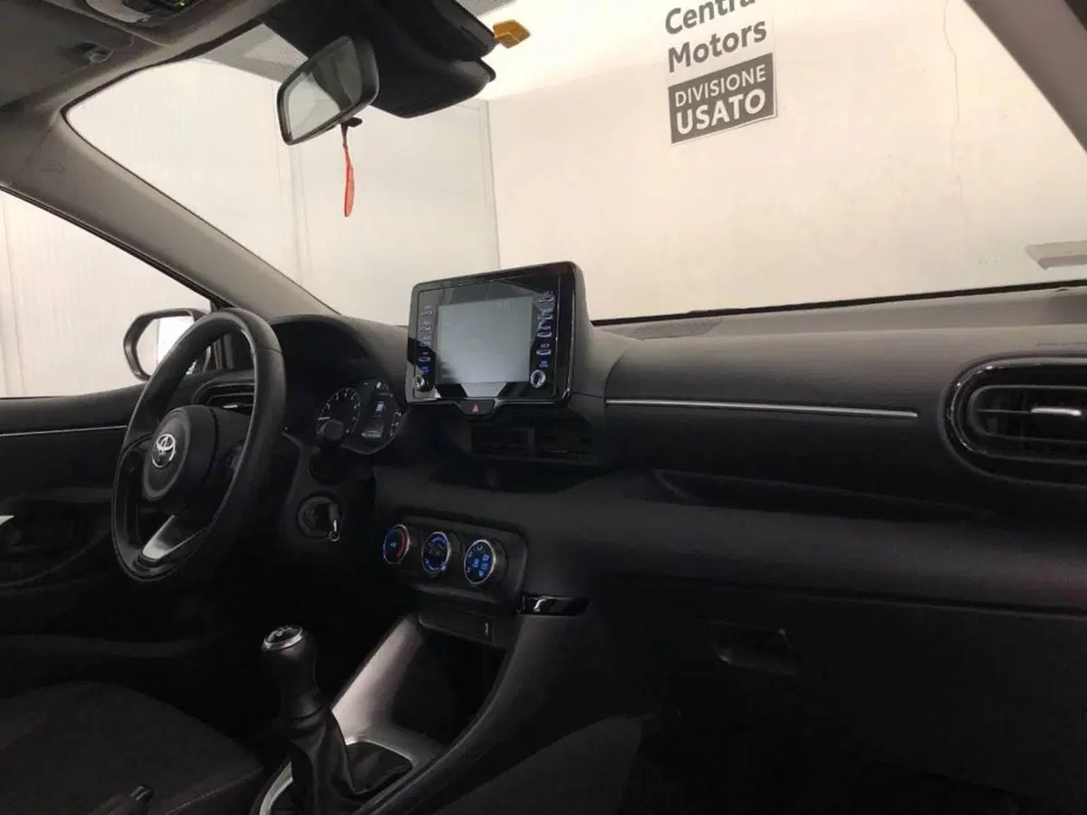 Toyota Yaris usata a Torino (11)