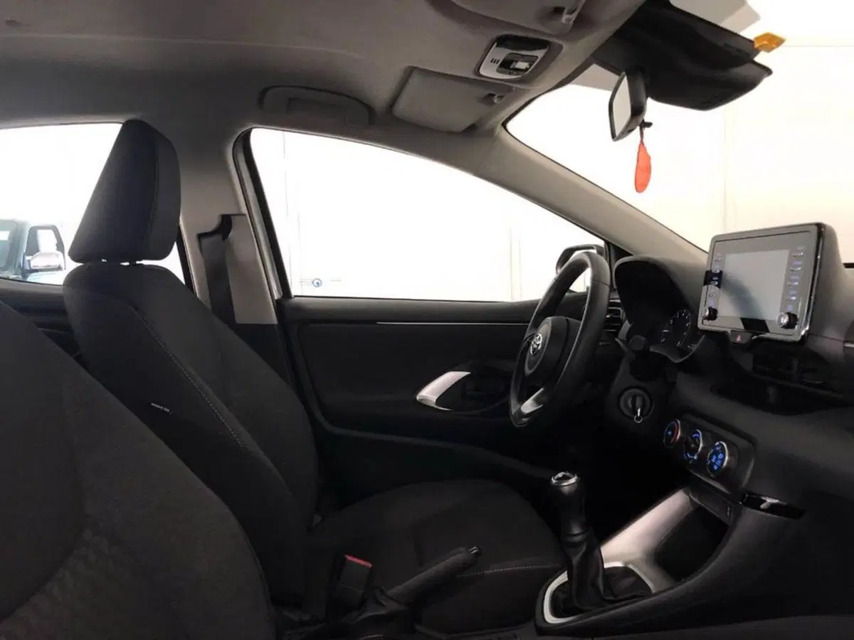 Toyota Yaris usata a Torino (12)