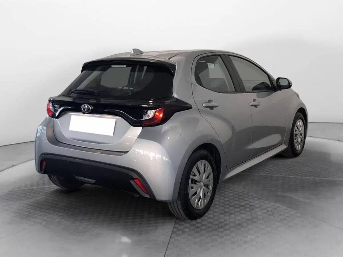 Toyota Yaris usata a Torino (4)