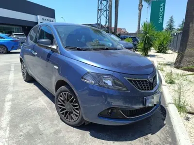 Lancia Ypsilon 1.2 69 CV 5 porte GPL Ecochic Alberta Ferretti del 2024 usata a Belpasso