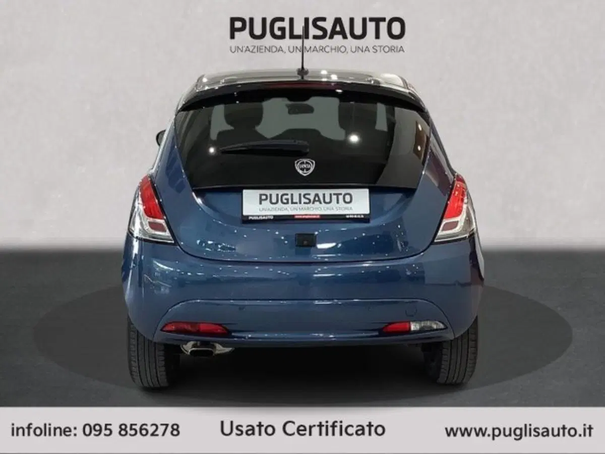 Lancia Ypsilon usata a Catania (5)