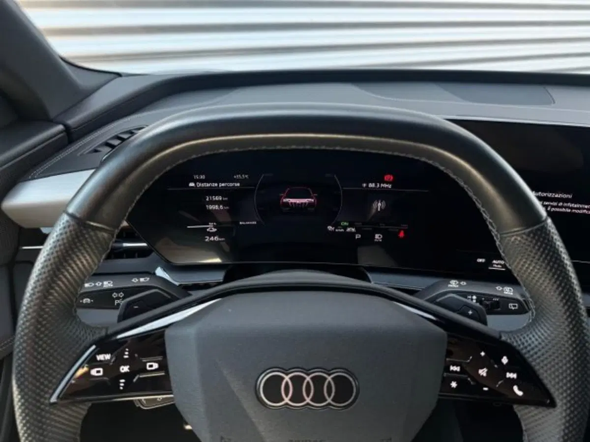 Audi SQ6 usata a Treviso (5)