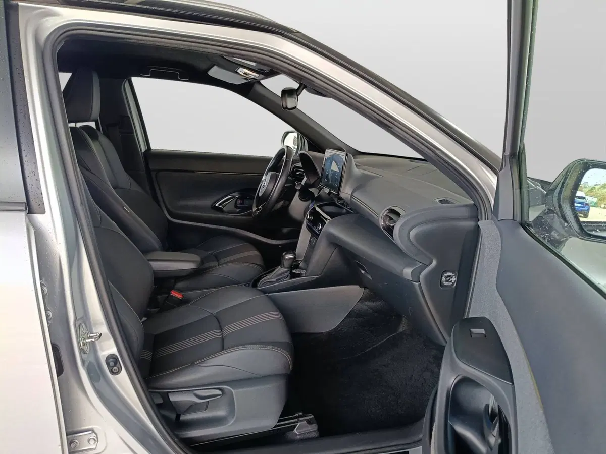 Toyota Yaris Cross usata a Ascoli Piceno (11)