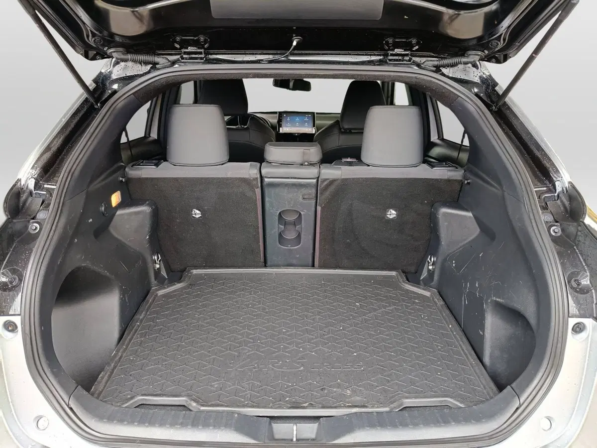Toyota Yaris Cross usata a Ascoli Piceno (14)