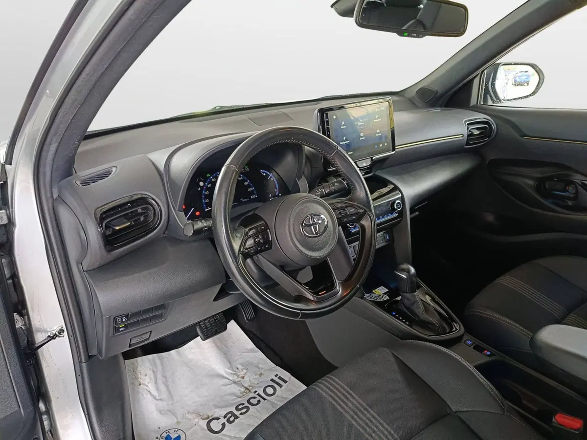Toyota Yaris Cross usata a Ascoli Piceno (7)