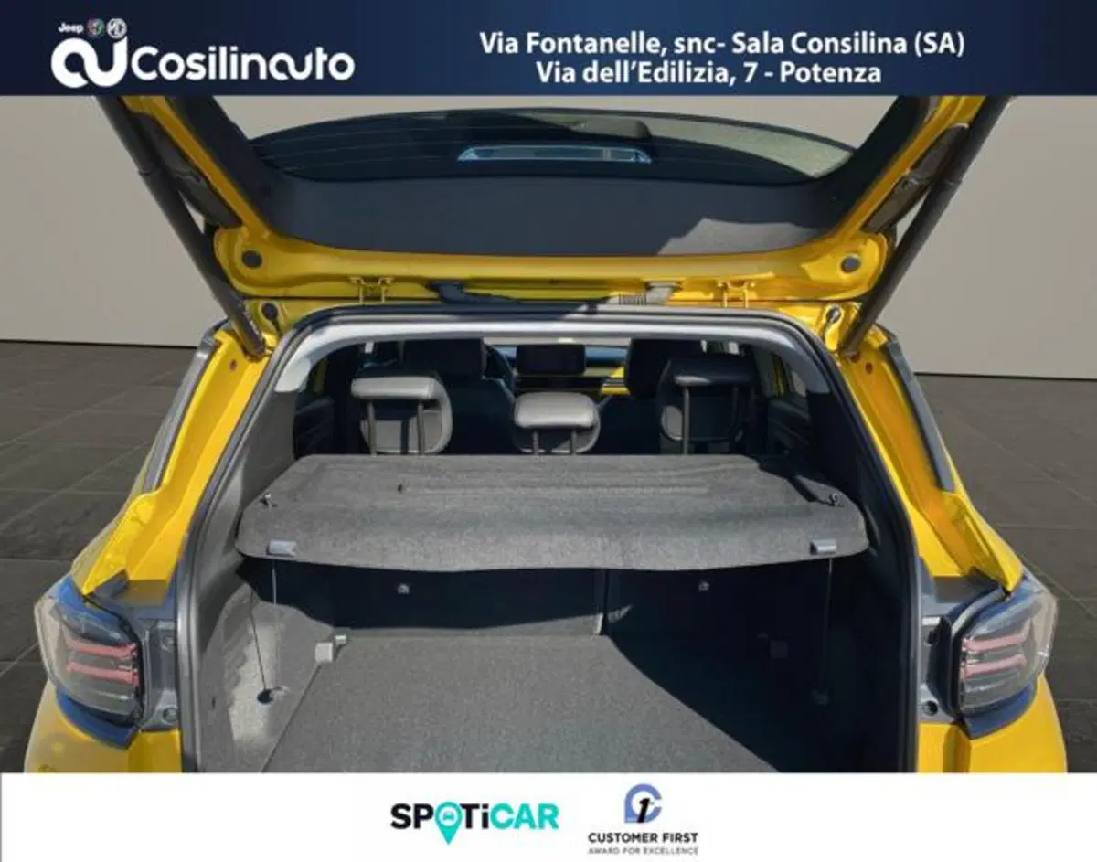 Jeep Avenger usata a Salerno (17)
