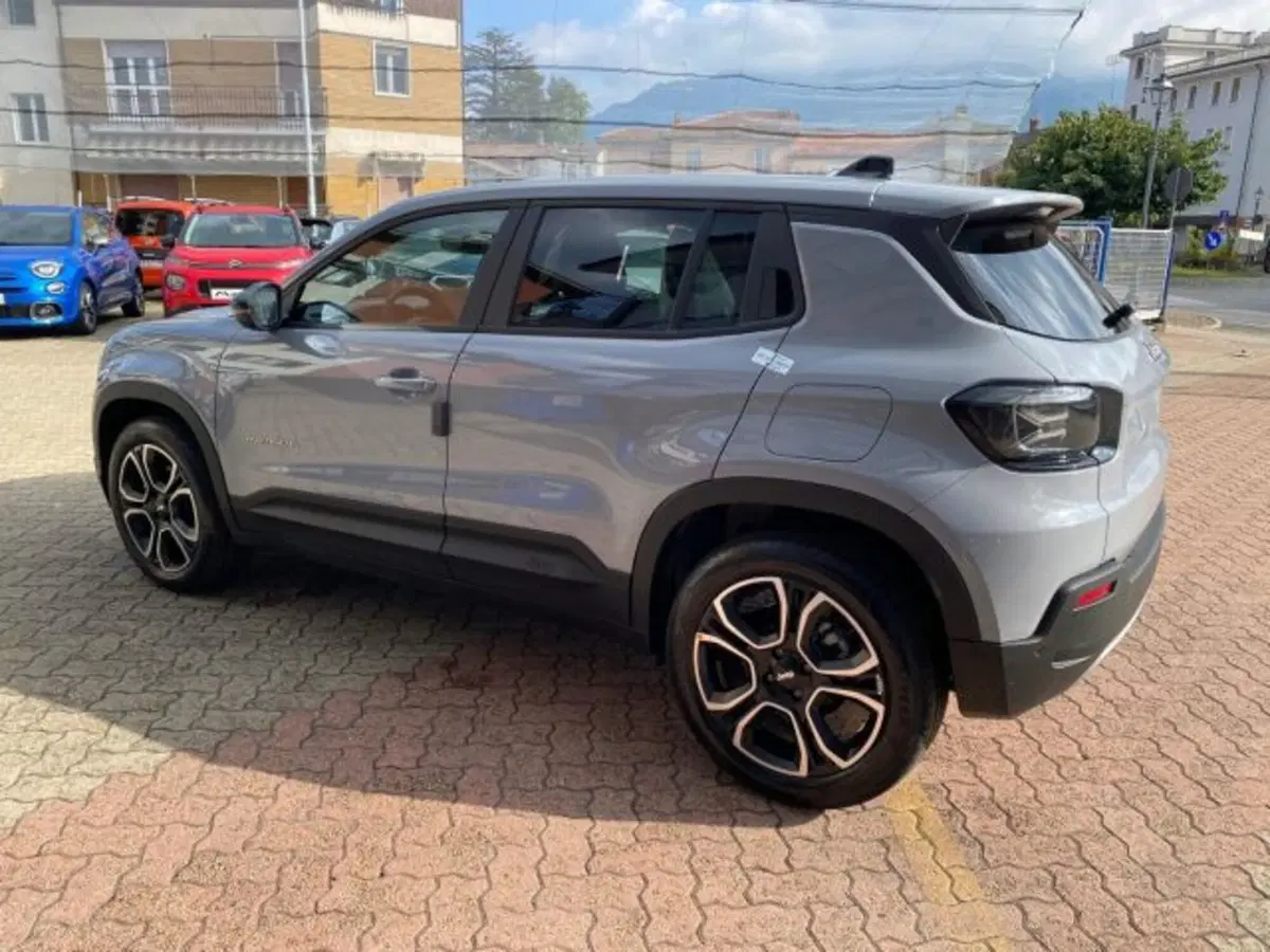 Jeep Avenger nuova a Cuneo (4)